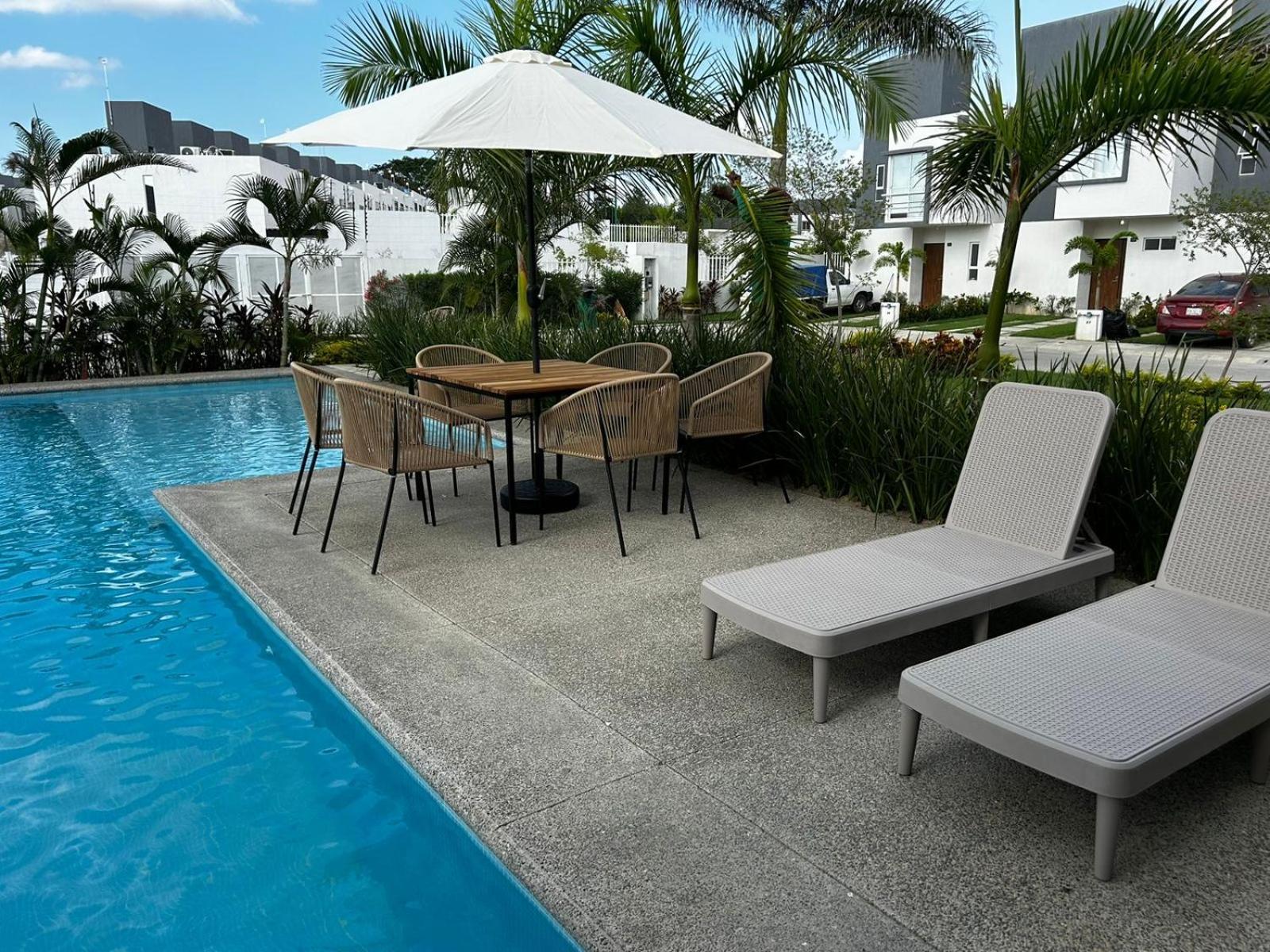 Casa Comoda Con Piscina Naranjo Exterior foto